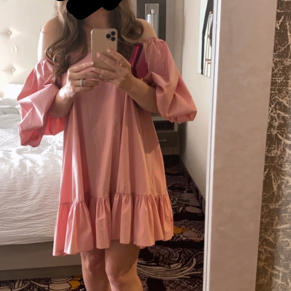 Caroline constas XS
